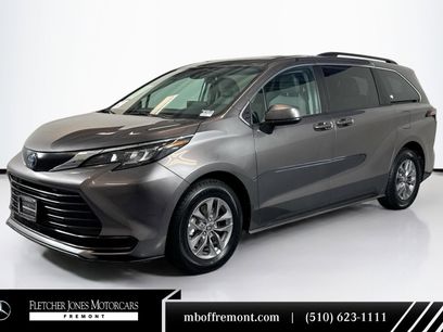 Used 2024 Toyota Sienna LE