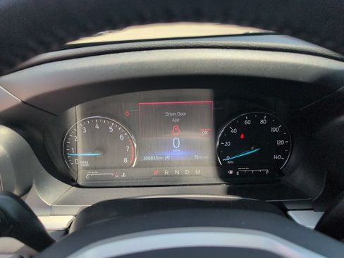 Used 2020 Ford Explorer XLT AWD/4WD image 9
