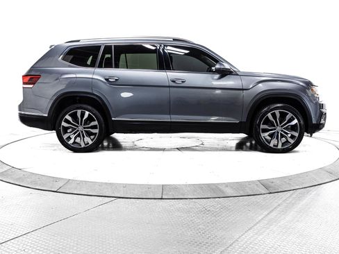Used 2019 Volkswagen Atlas SEL Premium image 14