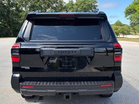 Used 2025 Toyota 4Runner SR5 AWD/4WD image 3