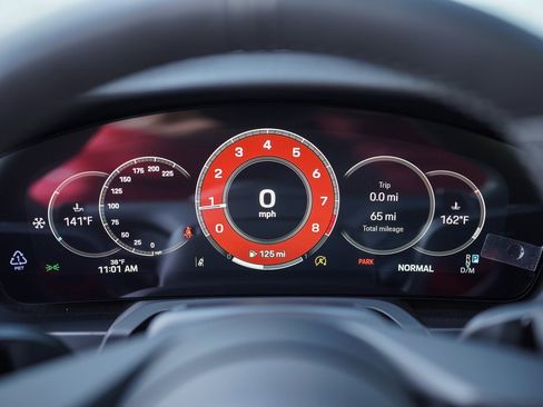 Used 2025 Porsche 911 Carrera S image 25