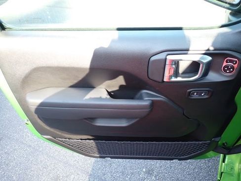 New 2025 Jeep Wrangler Sport S image 15