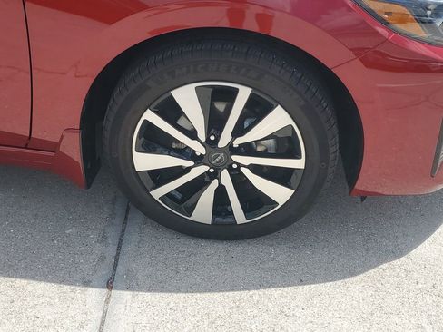 Certified 2024 Nissan Sentra SV w/ SV Premium Package FWD image 12