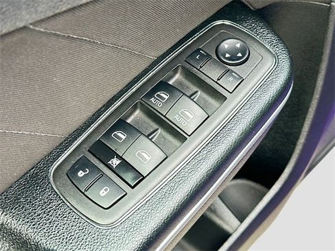 Certified 2023 Dodge Charger R/T image 17