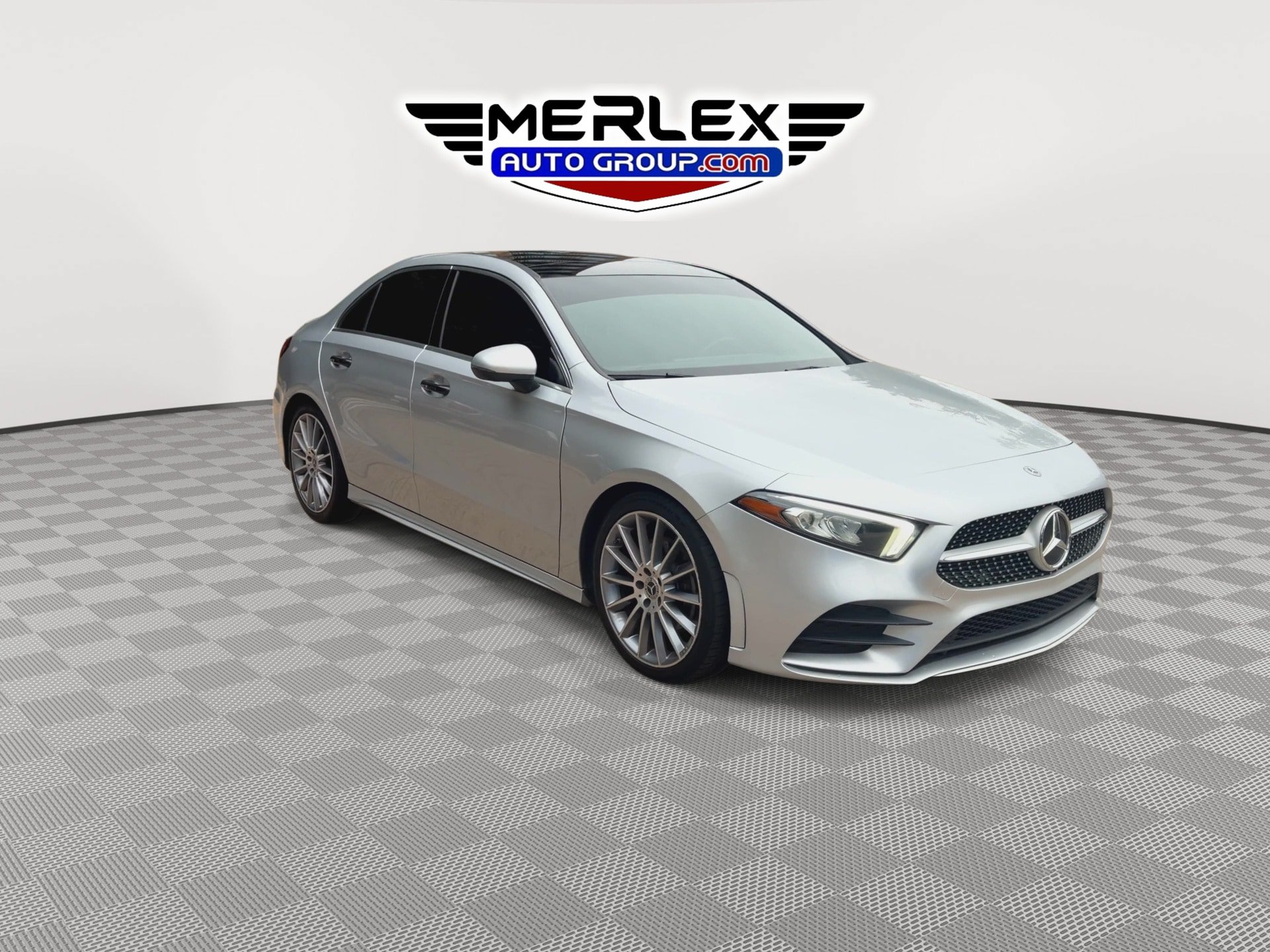 Used 2019 Mercedes-Benz A 220 w/ AMG Line image 2