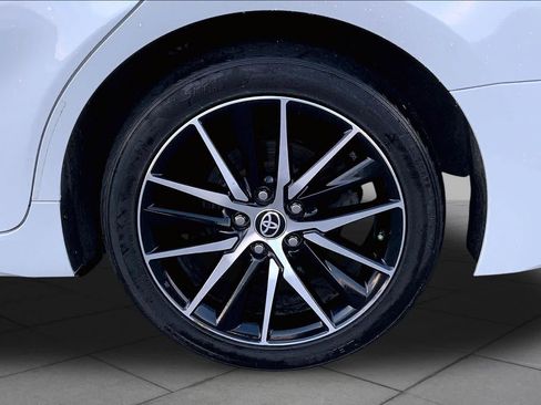 Used 2023 Toyota Camry SE FWD image 10