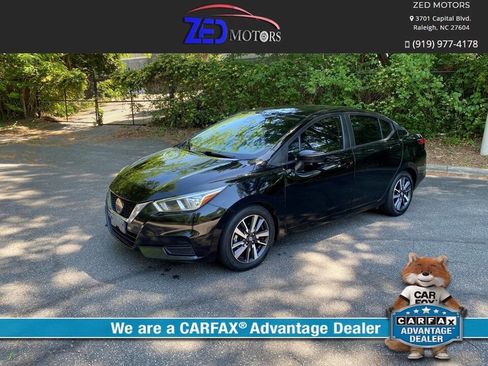 Used 2020 Nissan Versa SV FWD image 1