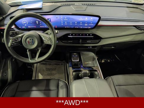 Certified 2025 Buick Enclave Preferred image 19