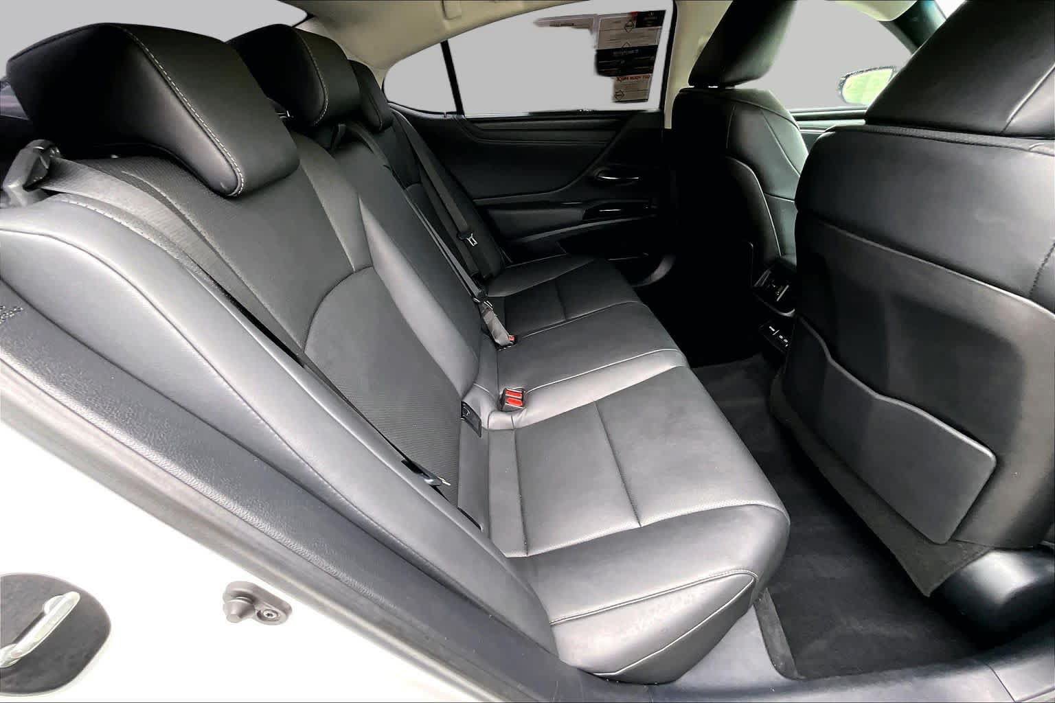 Used 2024 Lexus ES 350 w/ Premium Package FWD image 21
