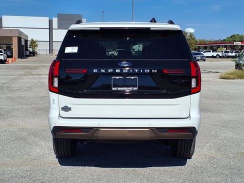 New 2025 Ford Expedition King Ranch image 5