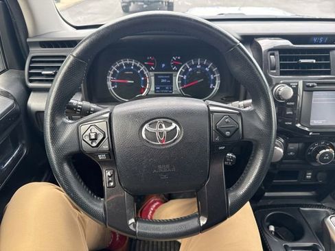 Used 2018 Toyota 4Runner TRD Off-Road Premium AWD/4WD image 17