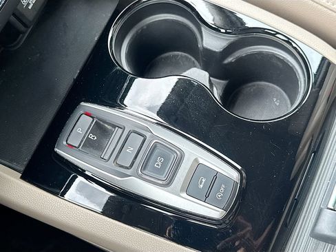 Used 2017 Honda Pilot Touring image 20