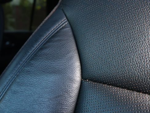 Used 2021 Chevrolet Tahoe High Country image 11