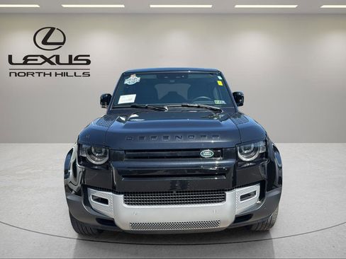 Used 2025 Land Rover Defender 110 S image 2