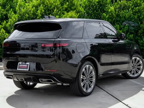 New 2026 Land Rover Range Rover Sport Dynamic SE AWD/4WD image 11