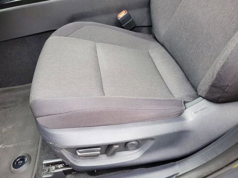 Used 2025 Toyota Camry LE w/ Convenience Package FWD image 10