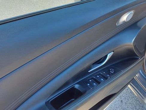 Certified 2024 Hyundai Elantra SEL w/ Convenience Package FWD image 18