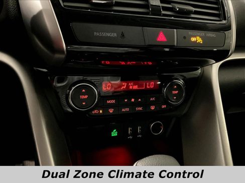 Used 2025 Mitsubishi Eclipse Cross SE AWD/4WD image 14