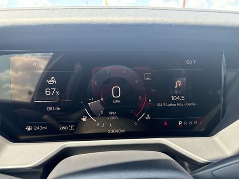Certified 2025 GMC Acadia Elevation AWD/4WD image 12