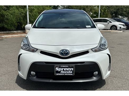 Used 2016 Toyota Prius V Five w/ Advanced Technology Package FWD image 9