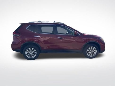 Used 2020 Nissan Rogue SV image 6