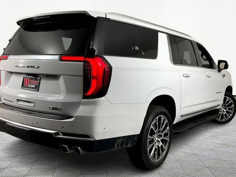 Used 2025 GMC Yukon XL Denali image 7