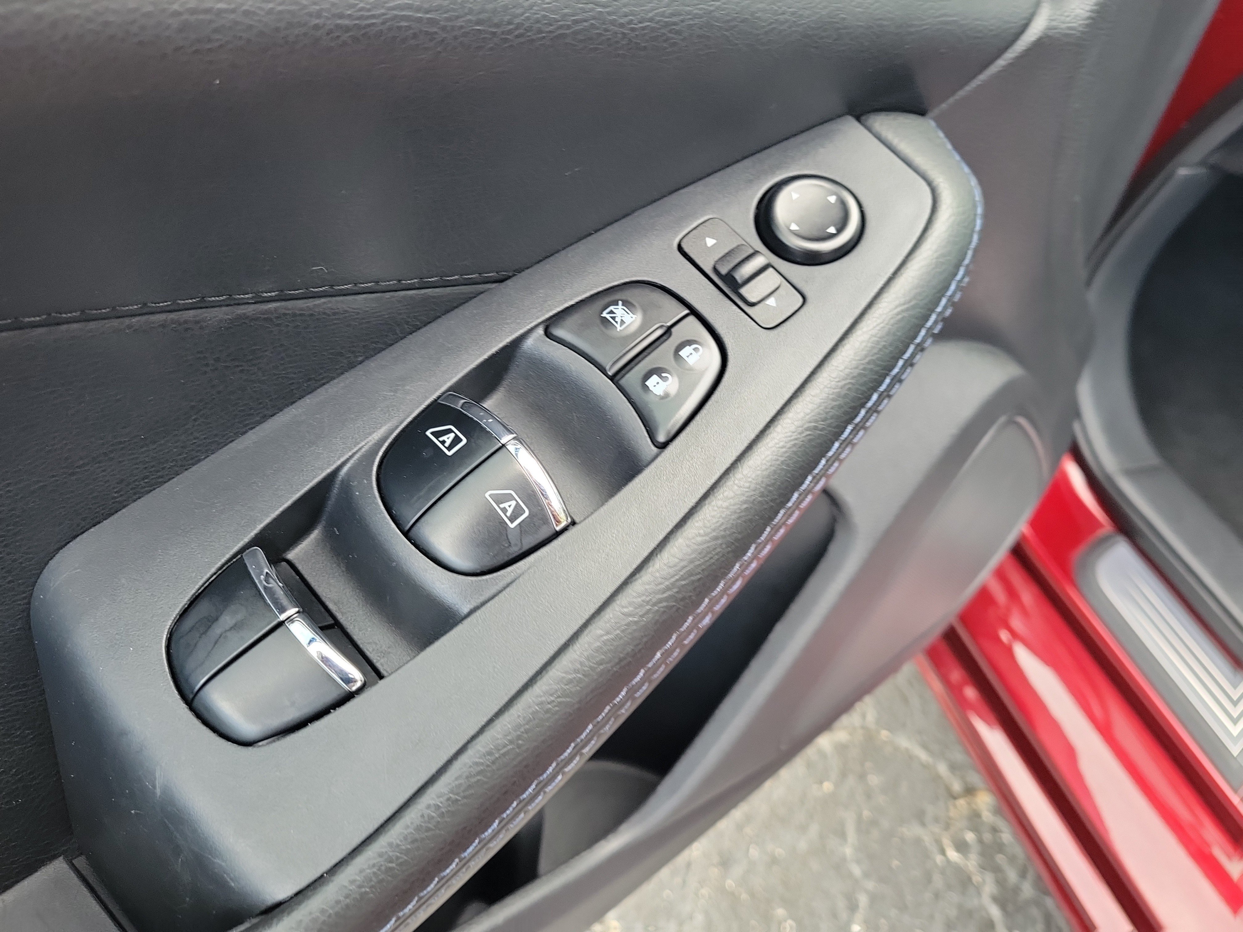 Used 2020 Nissan Maxima 3.5 S w/ Floor Mat Group FWD image 17