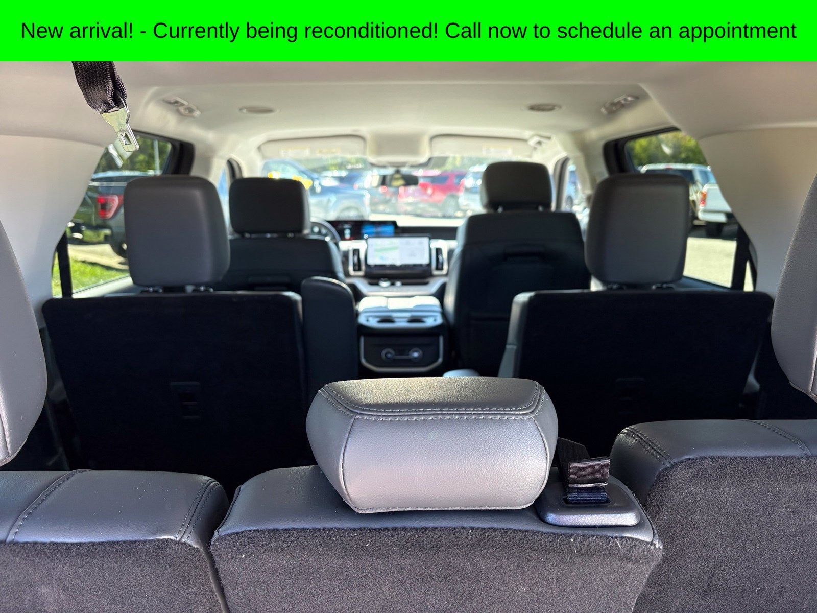 Used 2026 Ford Expedition Active AWD/4WD image 10