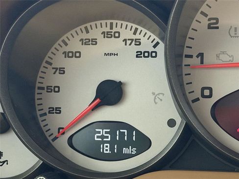 Used 2006 Porsche 911 Carrera S RWD image 21