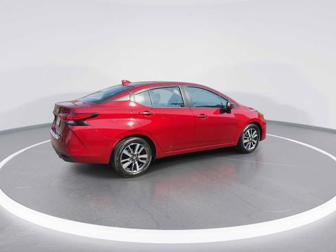 Used 2025 Nissan Versa SV FWD image 8