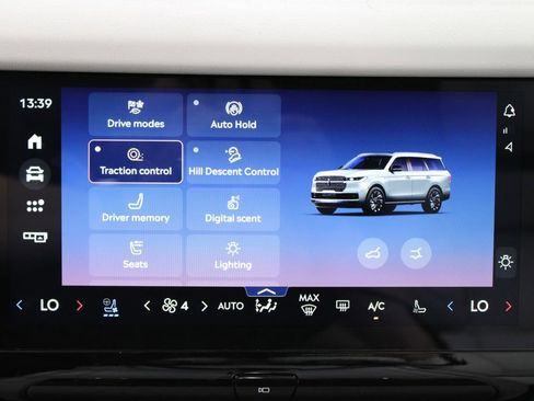 New 2026 Lincoln Navigator Reserve AWD/4WD image 50