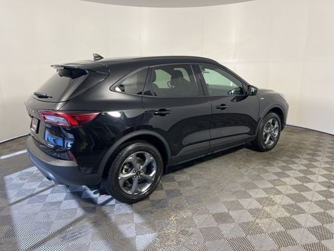 Used 2025 Ford Escape ST-Line Select AWD/4WD image 9