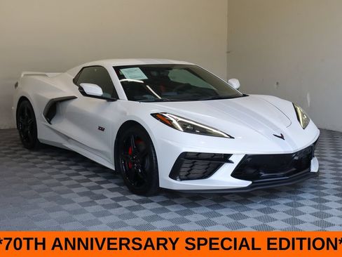 Used 2023 Chevrolet Corvette Stingray Premium Conv w/ Z51 Performance Package RWD image 3