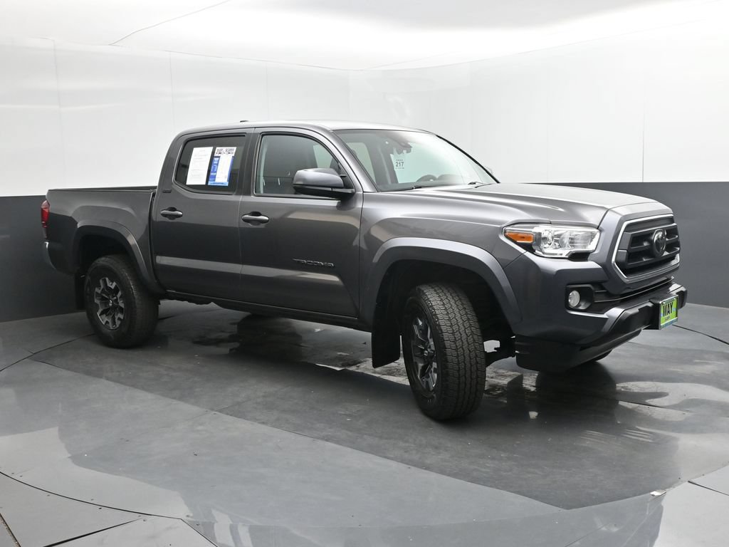 Used 2021 Toyota Tacoma SR5 RWD image 30