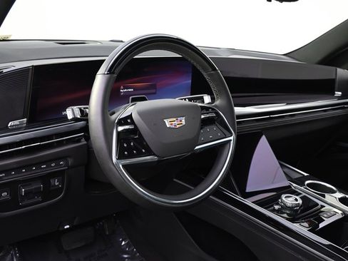 Used 2025 Cadillac Escalade Sport w/ Touring Package image 11