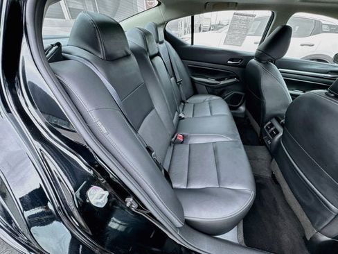 Certified 2024 Nissan Altima 2.5 SL FWD image 17