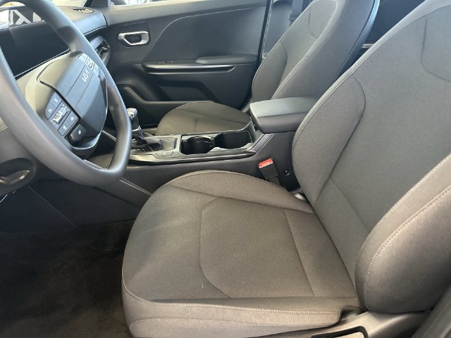 Certified 2026 Kia K4 FWD image 16