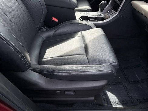 Used 2022 Subaru Ascent Touring image 10