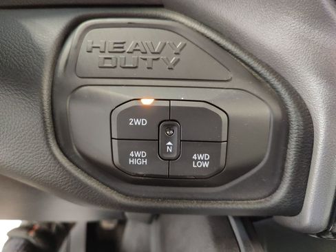 New 2025 RAM 2500 Big Horn AWD/4WD image 22