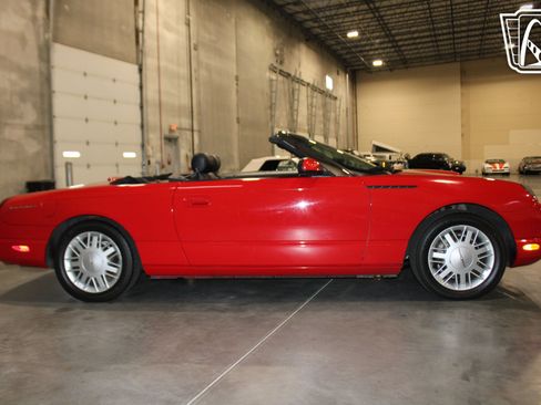 Used 2002 Ford Thunderbird RWD image 22