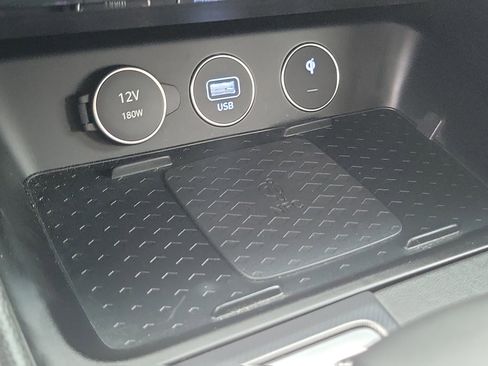 Certified 2025 Genesis G70 3.3T Advanced image 14