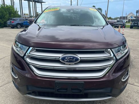 Used 2018 Ford Edge Titanium w/ Equipment Group 302A AWD/4WD image 8