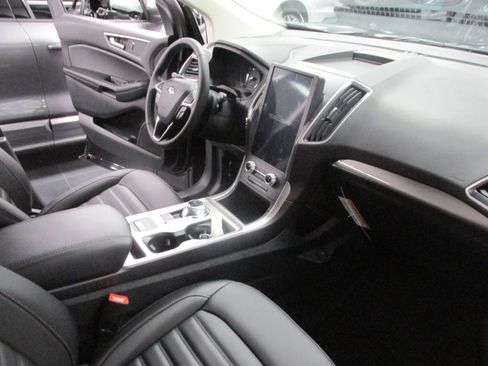 New 2024 Ford Edge SEL w/ Convenience Package image 24