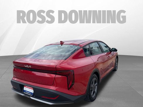 Used 2025 Kia K4 LXS image 4