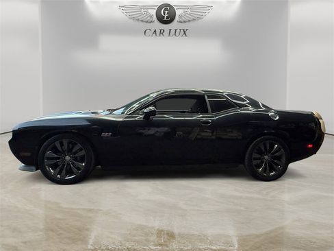 Used 2014 Dodge Challenger SRT8 Core image 2