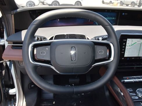 New 2026 Lincoln Nautilus Reserve AWD/4WD image 51