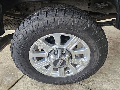 Used 2019 Ford F250 Limited image 10