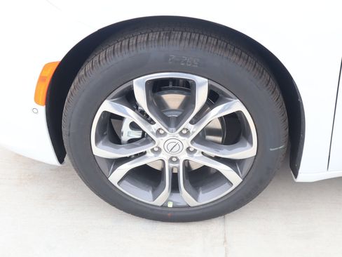 New 2026 Chrysler Pacifica Pinnacle image 21