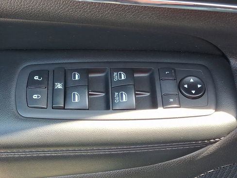 Used 2021 Jeep Grand Cherokee Limited RWD image 26