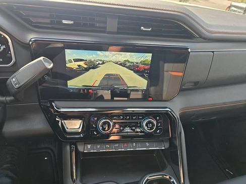 New 2026 GMC Sierra 2500 AT4 w/ AT4 Premium Plus Package AWD/4WD image 19